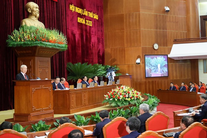 Tổng Bí thư Nguyễn Phú Trọng phát biểu khai mạc Hội nghị Trung ương 6, khóa XIII. Ảnh: VGP/Nhật Bắc