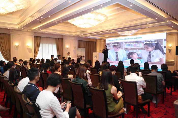 Hội thảo tuyển sinh của Brighton College Việt Nam tổ chức vào tháng 9 vừa qua đã thu hút hàng trăm phụ huynh tới tìm hiểu và đăng ký cho con vào học tại trường.