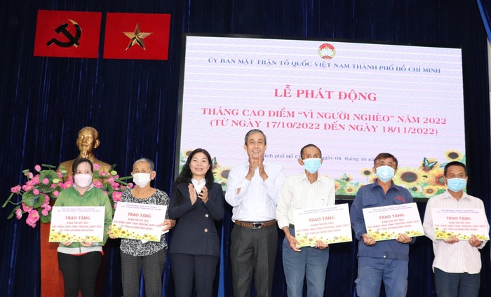 Trong đợt phát động tháng cao điểm “Vì người nghèo” 2022, NovaGroup đóng góp 6 tỉ đồng vào Quỹ “Vì người nghèo” Thành phố Hồ Chí Minh