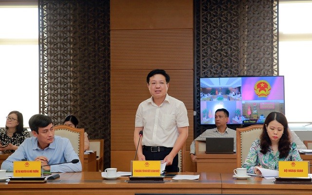 Phó Chủ tịch Uỷ ban Quản lý vốn Nhà nước tại doanh nghiệp Hồ Sỹ Hùng phát biểu tại cuộc làm việc. Ảnh: VGP/Minh Khôi