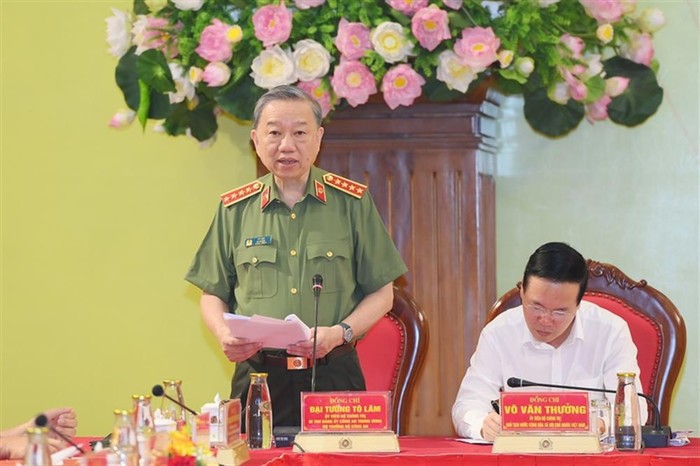 Đại tướng Tô Lâm, Ủy viên Bộ Chính trị, Bí thư Đảng ủy Công an Trung ương, Bộ trưởng Bộ Công an phát biểu khai mạc Hội nghị.