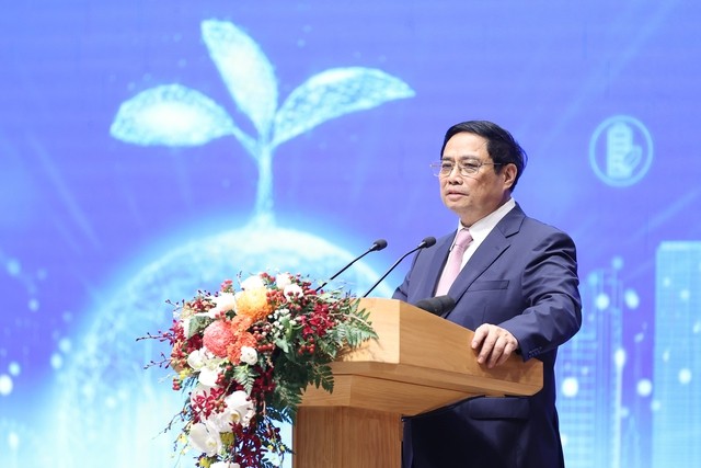 Theo Thủ tướng Phạm Minh Chính, hợp tác kinh tế - đầu tư - thương mại là trụ cột chiếm vị trí quan trọng nhất trong mối quan hệ đối tác chiến lược Việt Nam-Singapore. Ảnh: VGP/Nhật Bắc
