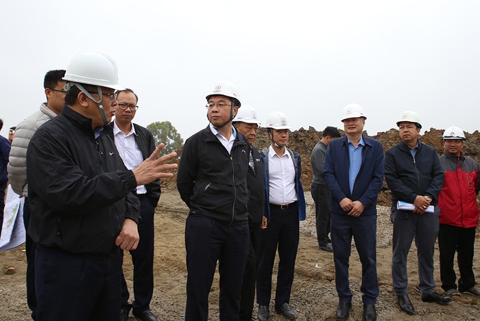 Lãnh đạo EVN và EVNNPT kiểm tra thi công vị trí 97 Dự án đường dây 500kV Nhà máy Nhiệt điện Nam Định I – Thanh Hóa.