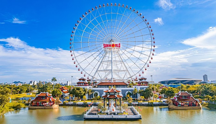 Công viên Châu Á là tụ điểm vui chơi không thể bỏ qua tại Đà Nẵng dịp cuối năm.