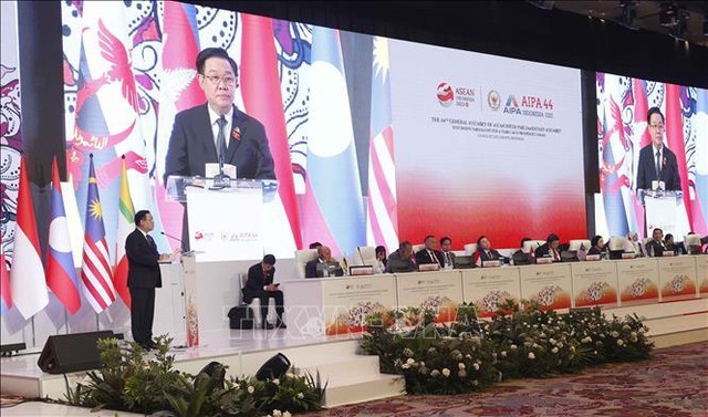 Chủ tịch Quốc hội Vương Đình Huệ phát biểu tại Phiên toàn thể thứ nhất Đại Hội đồng Liên Nghị viện các nước Đông Nam Á lần thứ 44 (AIPA-44).