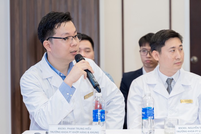 Thạc sĩ, Bác sĩ CKII Phạm Trung Hiếu chia sẻ về những bước tiến mới nhất của công nghệ 3D trong y học được áp dụng cho ca bệnh u xương phức tạp.