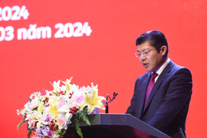 Ông Tsutomu Nara – Tổng Giám đốc Công ty Ajinomoto Việt Nam phát biểu tại buổi lễ.