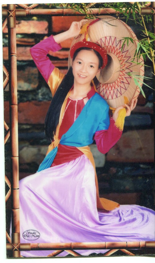 Đinh Hương ngày nhỏ thích hát quan họ Bắc Ninh.