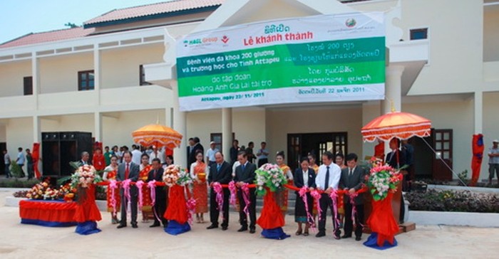 Lễ khánh thành bệnh viện đa khoa 200 giường tại Lào do HAGL tài trợ