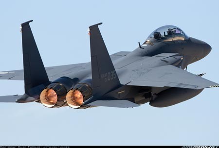 Giới chức Mỹ nghi ngờ Hàn Quốc tự ý tháo rời thiết bị cảm biến Mắt hổ của máy báy chiến đấu F-15K. Ảnh minh họa: armchairgeneral.