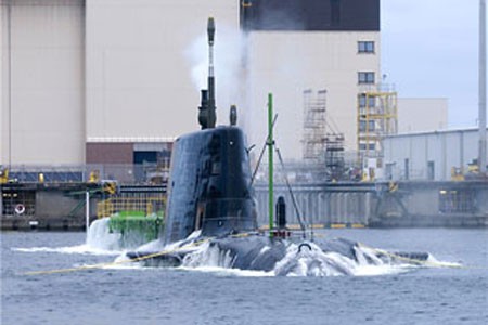 Stute là tàu ngầm nguyên tử thế hệ thứ 4 và hiện đang là tàu ngầm nguyên tử lớn nhất, mạnh nhất của Hải quân Anh.
