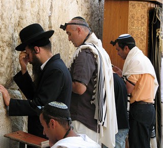Người Do Thái cầu nguyện