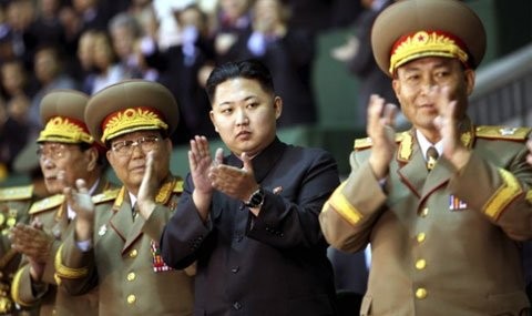 Kim Jong-un, người kế nhiệm cố chủ tịch Triều Tiên Kim Jong-il. Được cho là ở cuối độ tuổi 20, Jong-un sẽ là vị lãnh đạo trẻ nhất cầm quyền đất nước sở hữu cả một kho hạt nhân