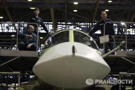 Máy bay tiêm kích bom Su-34 xứng đáng để thay thế cho các máy bay tấn công Su-24 và sẽ trở thành trụ cột trong các đơn vị của Không quân Nga.