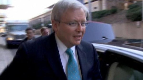 Ông Kevin Rudd đã tổ chức một cuộc họp báo vào đêm qua ở Washington để tuyên bố từ chức (Ảnh: The Australian)