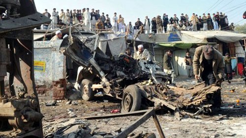 Một vụ đánh bom xảy ra ở Pakistan (Ảnh: Reuters)
