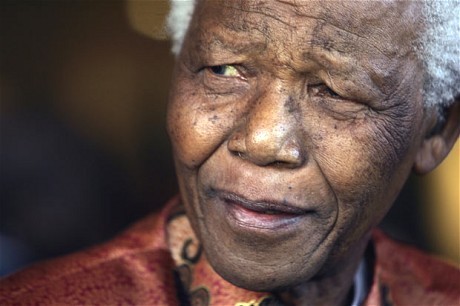 Người anh hùng dân tộc của Nam Phi, nhà lãnh đạo Nelson Mandela