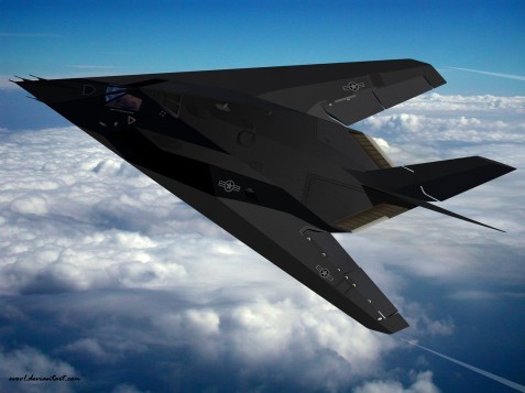 Được thiết kế từ cuối những năm 1970, công nghệ tàng hình của F-117 tuy vẫn rất hiện đại nhưng lại đòi hỏi chi phí bảo dưỡng rất cao. Thiết kế tàng hình dựa trên hình dáng bên ngoài đã gây ảnh hưởng tới tính năng khí động lực. Kỹ thuật chống radar của F-117 hiện đã cũ và khác biệt so với những kỹ thuật tân tiến. Đây là những lý do khiến không quân Mỹ đã có những kế hoạch ngừng hoạt động phi đội bay F-117 trong năm 2008.