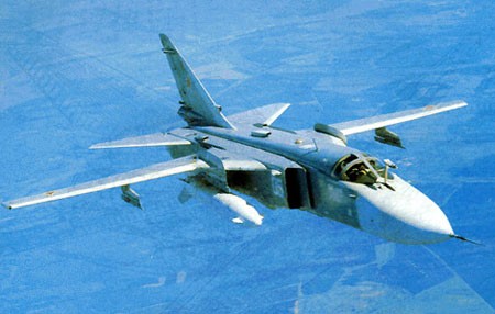 Máy bay ném bom Su-24 của Nga được quân đội NATO đặt biệt danh là “Kiếm thủ Su-24”