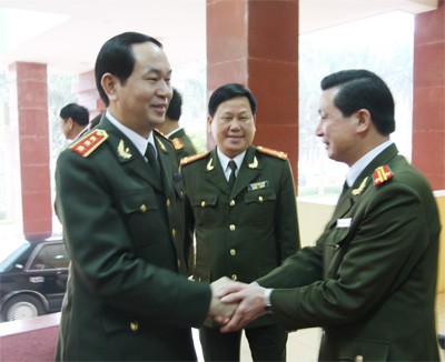 Thượng tướng Trần Đại Quang, Ủy viên Bộ Chính trị, Bộ trưởng Bộ Công an thăm và động viên cán bộ chiến sĩ Bộ Tư lệnh Cảnh vệ