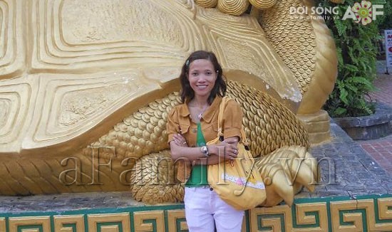 Thảo trong chuyến về Việt Nam đầu năm 2011 sau khi lấy bằng MBA và đợi phân công công việc.