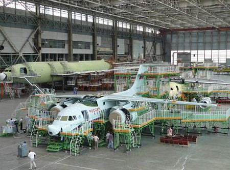 Bộ các Tình trạng khẩn cấp Nga sẽ nhận cả hai chiếc An-148 vào cuối năm 2012.