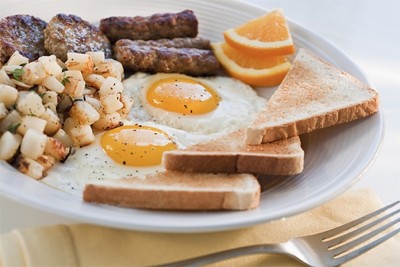 Lưu huỳnh: Giúp "tinh binh" bám vào trứng mạnh hơn, có nhiều trong hạt cải, nhung, nai, trứng các loại.(Ảnh: ITN) Xem thêm: Ăn hải sản an toàn: Những điều cấm kỵ phải nhớ