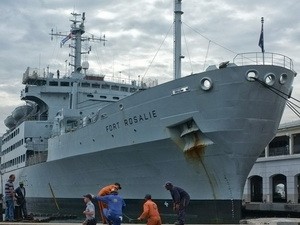 Tàu Fort Rosalie neo đậu tại cảng Havana. (Nguồn: Getty)