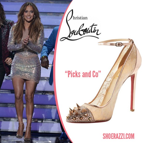 Jennifer Lopez cũng phải lòng mẫu giày có giá tương tự. Xem thêm: Soi "Anh" giày tên Tây họ Triệu của Sao Việt