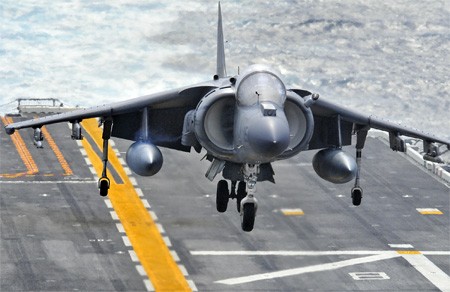 Chiến đấu cơ Harrier II trong biên chế Thủy quân lục chiến Mỹ.