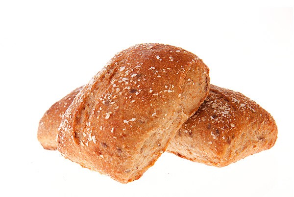 3. Bánh mì: Các loại bánh mì giàu tinh bột, chất xơ và antioxidant – một chất chống oxy hóa nổi tiếng sẽ làm giảm quá trình lão hóa, kéo dài tuổi thọ. Xem thêm: Đẩy lùi nguy cơ mập ú với biện pháp "kìm hãm" sự thèm ăn
