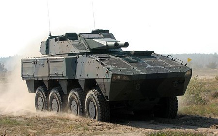 Sau khi "phí tiền" với Centauro, Nga lại tiếp tục ý định phiêu lưu mua xe bọc thép Patria AMV của Phần Lan.