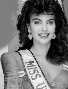 Hoa hậu Hoàn vũ năm 1986 Barbara Palacios Teyde. Xem thêm:"Ngây ngất" với vẻ đẹp ứng viên Hoa hậu Hàn Quốc 2012