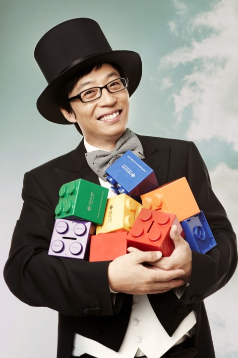 MC Yoo Jae Suk được yêu thích nhờ phong cách nồng nhiệt, thân thiện và sự chân thật. Xem thêm:Khi mỹ nam Việt điệu đà cùng...hoa