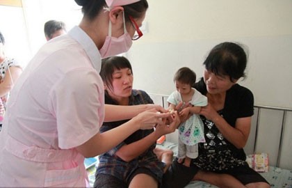 Mới đây, Liang đã phải nhập viện vì sức khỏe yếu. Các bác sỹ sẽ cho phép bé Liang ra viện trong cuối tuần này.