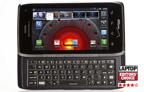10. Motorola Droid 4: Motorola Droid 4 sử dụng bàn phím vật lý tốt nhất hiện nay, hỗ trợ mạng 4G LTE tốc độ cao, và còn là chiếc điện thoại Android dạng trượt tốt nhất trên thị trường.