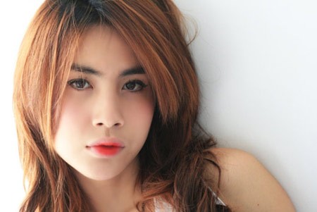 Thủy Tiên lột xác trở thành mỹ nhân showbiz Việt.
