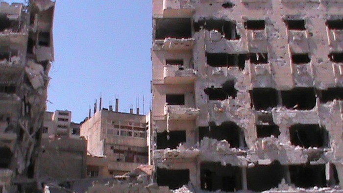 Những tòa nhà bị tàn phá ở Juret al-Shayah, Homs hôm 29/7/2012