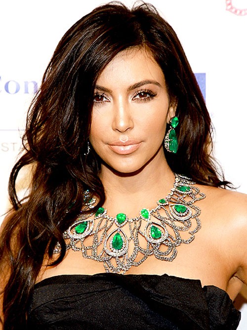 Bộ trang sức Lorraine Schwartz trị giá hơn 4 triệu đô la của“Siêu vòng 3” Kim Kardashian