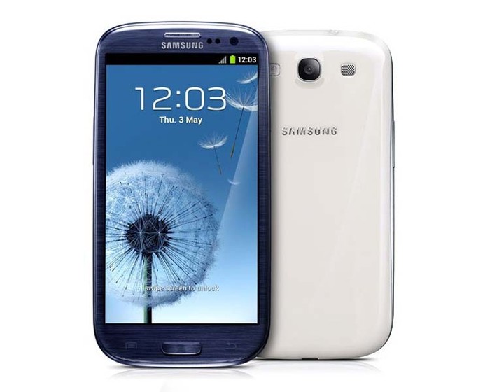Điện thoại di động của châu Âu: Samsung Galaxy SIII Chiếc smartphone được giới thiệu hồi tháng 5 này sở hữu màn hình AMOLED lớn 4,8" độ phân giải HD, vi xử lí bốn nhân Exynos với xung nhịp 1,4GHz cùng camera 8 megapixel. Ngoài hệ điều hành Android 4.0 tích hợp, Samsung đã tùy biến rất nhiều phần mềm của máy để giúp nó trở nên thân thiện hơn với người sử dụng, chẳng hạn như tính năng S-Voice, SmartStay, tự gọi điện khi đưa máy lên tai cùng giao diện TouchWiz mới lấy cảm hứng từ thiên nhiên. Galaxy S III là người chiến thắng trong cuộc đua smartphone tính đến thời điểm này.
