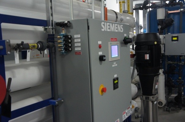 Nước phải được làm cho tinh khiết trước khi sử dụng để phun vào khí làm mát. Máy thẩm thấu của Siemens được sử dụng cho công việc này. Hệ thống làm mát tại khu nhà số 2 sẽ khác nên những máy này sẽ không được dùng.