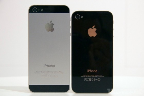 iPhone 5 nhìn dài hơn iPhone 4S.