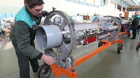 Trung tâm Khrunhichev sẽ chế tạo tên lửa để phóng lên Mặt Trăng.