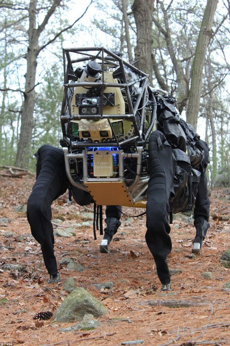 Robot AlphaDog