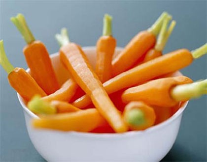 Cà rốt: Mặc dù, hương vị của cà rốt khá ngọt nhưng loại củ này lại rất tốt cho việc kiểm soát bệnh tiểu đường, làm giảm nguy cơ đau tim và giúp chống lại cholesterol xấu.