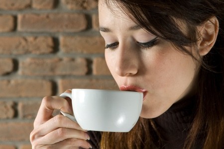 Uống cà phê: Nếu bạn là fan của cà phê, cứ tiếp tục giữ thói quen này. Nó sẽ giữ cho bệnh tiểu đường tránh xa bạn.