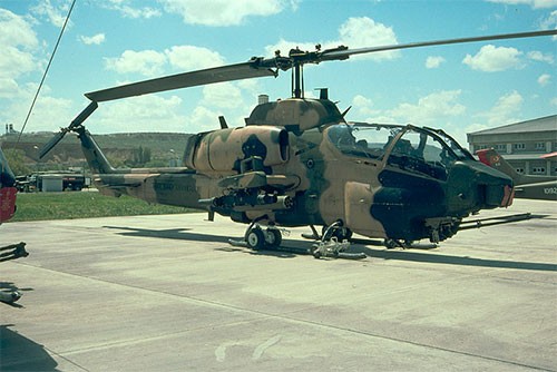 AH-1W của quân đội Thổ Nhĩ Kỳ.