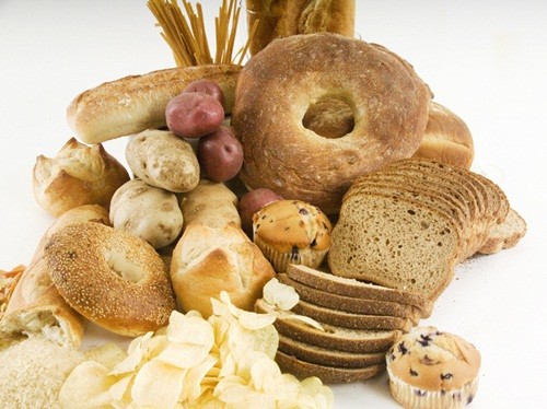 Bánh mì, ngũ cốc: Những thực phẩm như bánh mì, ngũ cốc và mì ống hiện đã được bổ sung omega-3. Những thực phẩm chức năng này giúp mọi người ăn a-xít béo trong mỗi bữa ăn.