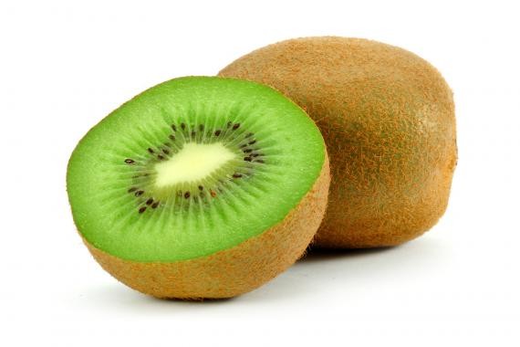 Trong kiwi chứa nhiều chất flavonoid và carotenoid. Đây là những hợp chất đóng vai trò quan trọng trong việc bảo vệ các DNA không bị hủy hoại do quá trình ôxy hóa, vì thế sự phát triển của bệnh ung thư sẽ bị ngăn chặn.
