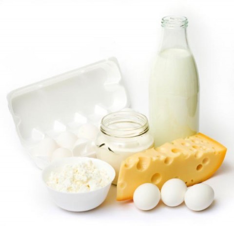 7. Bổ xung thêm protein: Bổ sung các sản phẩm giàu vitamin từ sữa, các loại hạt và đậu sẽ giúp bạn chống lại các loại bệnh tật, và nhiễm trùng sau phẫu thuật.